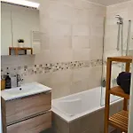 Daire Soundproof Perfect For Short And Long