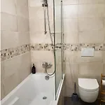 Soundproof Perfect For Short And Long * Ferney Voltaire